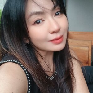 Dian Rakhmadany, SE